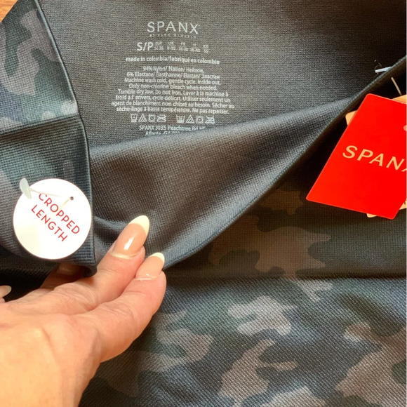 Spanx Crop Camo Seamless leggings NEW Look At Me Now S - Picture 8 of 8